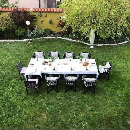 Lux Garden Home D Kumanovo Kültér fotó